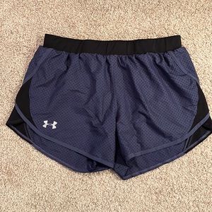 Under Armour M running shorts